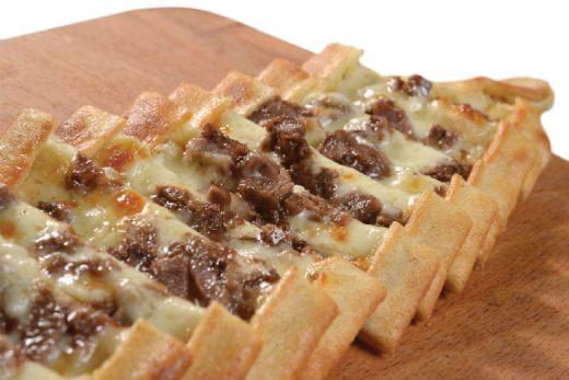Kavurmalı Kaşarlı Pide